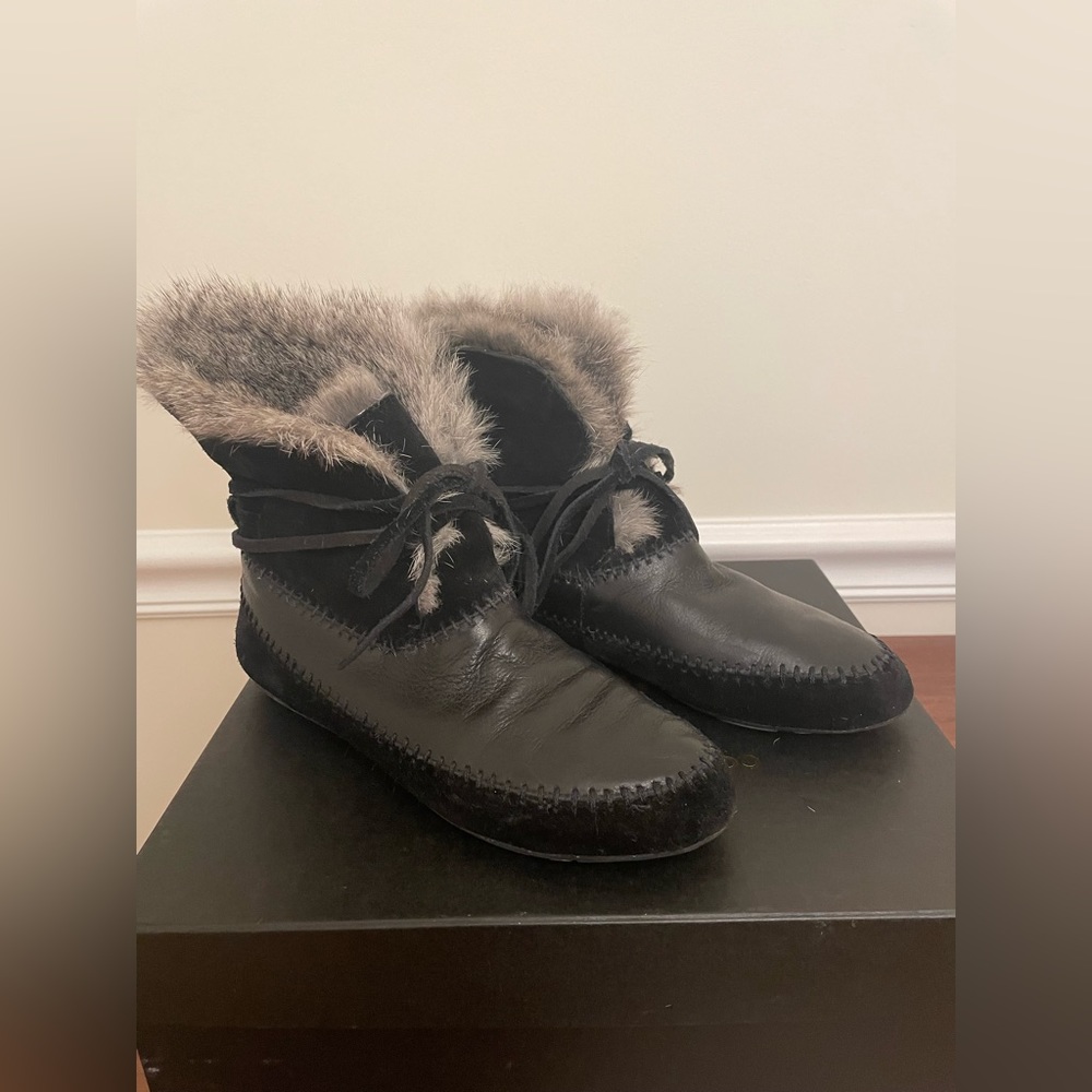 House of Harlow 1960 Maddox Fur Boots US 6